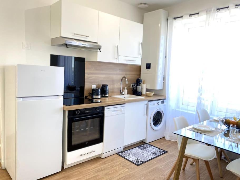 Le Dandy-proche Centre-neuf Apartment